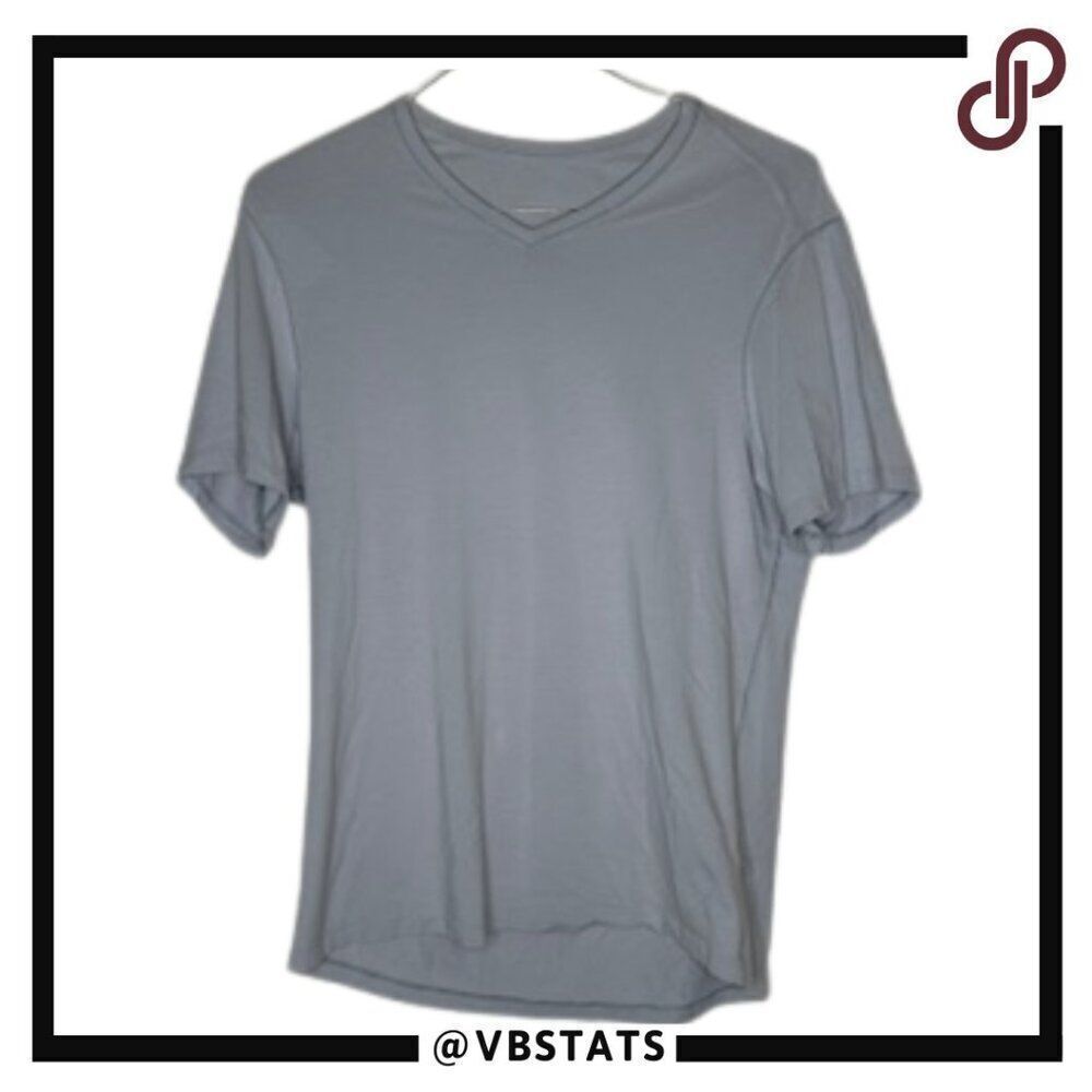 Lululemon Classic Gray Medium Athleisure Short Sleeve Shirt